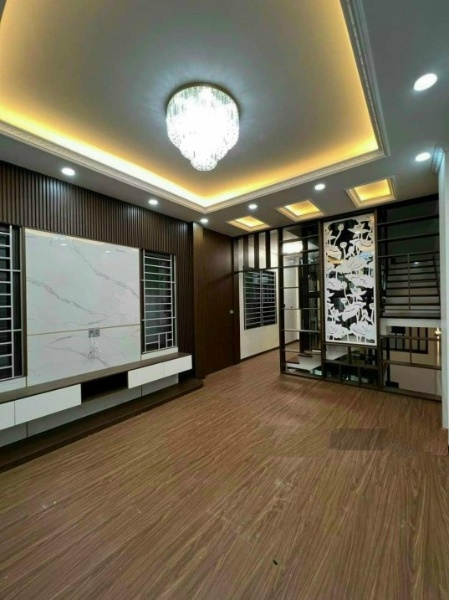 Bán nhà 5tầng 75m2 tại Phố Hồng Tiến, Phường Bồ Đề, Long Biên, Hà Nội